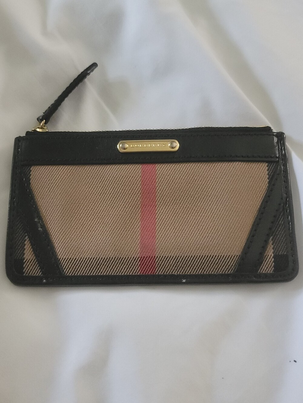 Burberry Vintage Check Zip Wallet Tan & Black with Red Stripe Nova Check